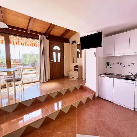 Casa Barbaro Apartment Rovinjsko Selo